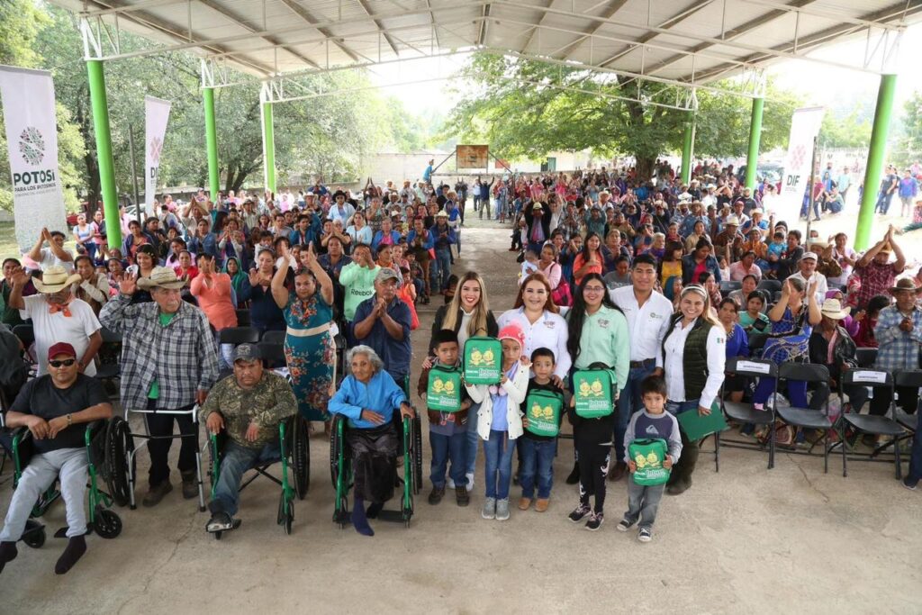 PERSONAS EN SITUACIÓN VULNERABLE DE LA ZONA MEDIA RECIBEN ATENCIÓN DIRECTA POR PARTE DE DIF ESTATAL