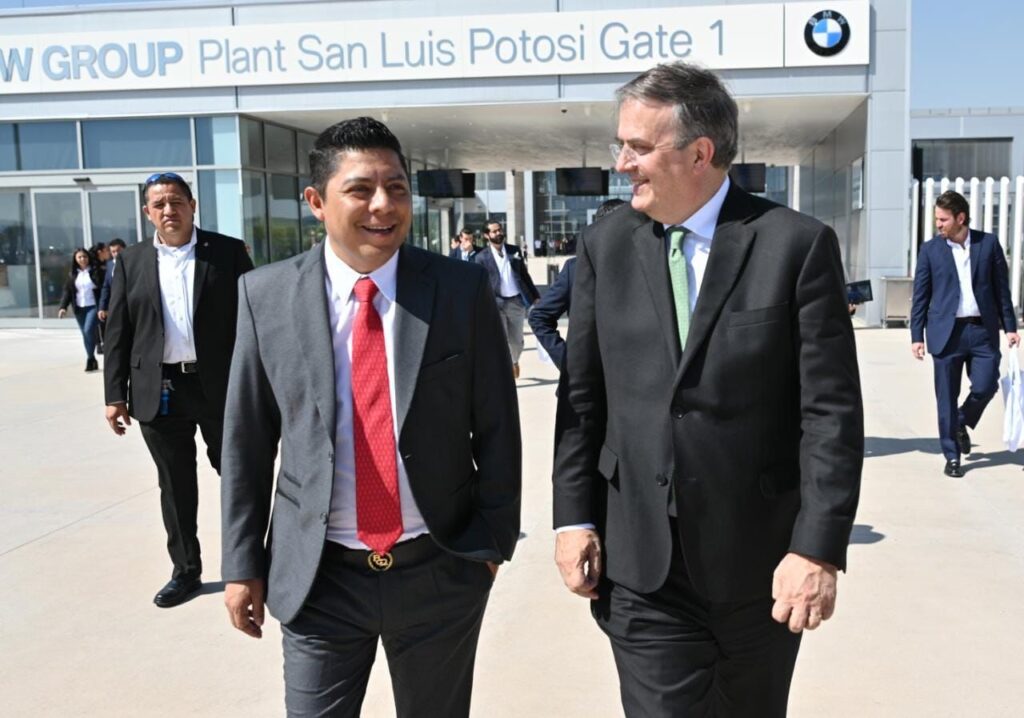 RICARDO GALLARDO CARDONA DA LA BIENVENIDA A NUEVA PLANTA DE AUTOS ELÉCTRICOS DE BMW