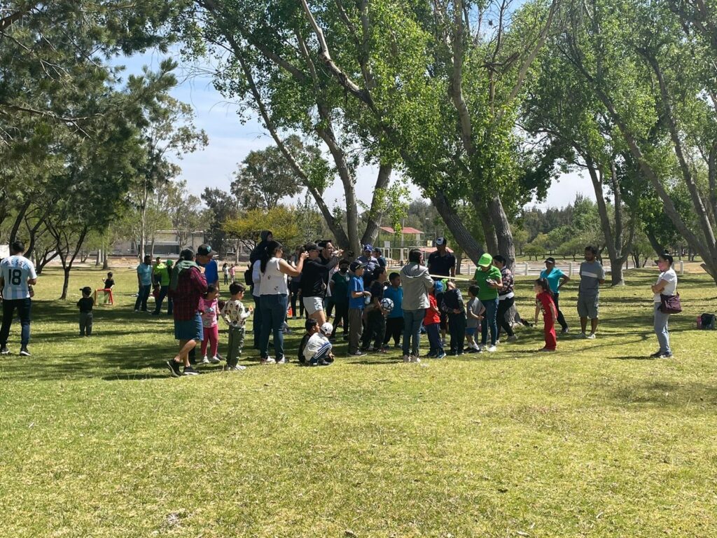 DISFRUTARON LAS Y LOS POTOSINOS “DÍA DE LA FAMILIA” EN LOS PARQUES TANGAMANGA