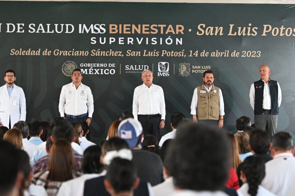 AMLO Y RICARDO GALLARDO GARANTIZAN SERVICIOS DE SALUD A POTOSINOS SIN SEGURIDAD SOCIAL