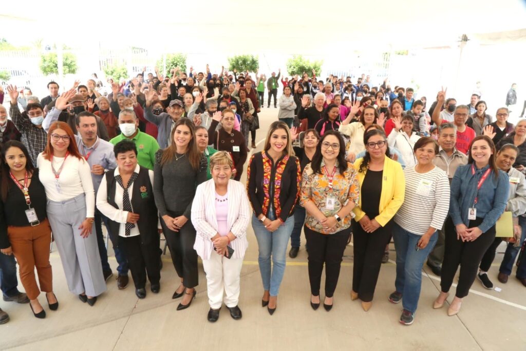 RUTH GONZÁLEZ INAUGURA CENTRO DE CAPACITACIÓN PARA PERSONAS ADULTAS MAYORES