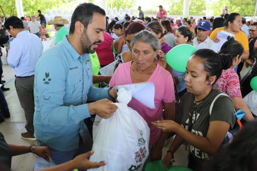 AVANZA SEDESORE CON SEGUNDA ENTREGA DE BECAS ALIMENTARIAS