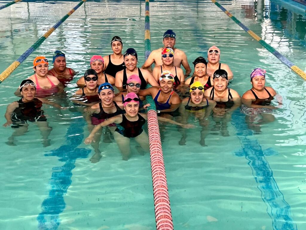 INVITA INPODE A CLASES DE NATACIÓN EN UNIDAD JOSÉ LÓPEZ PORTILLO