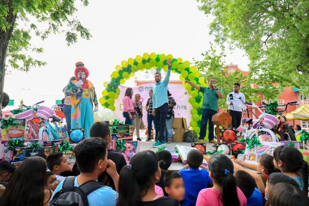 SEDESORE FESTEJA A NIÑAS Y NIÑOS DEL ALTIPLANO