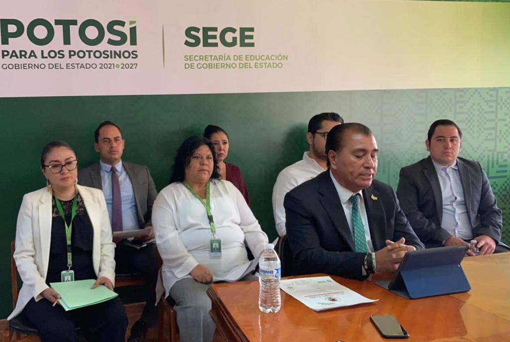 SEGE RETIRA REGISTRO DE VALIDEZ OFICIAL A UNIVERSIDAD ABIERTA