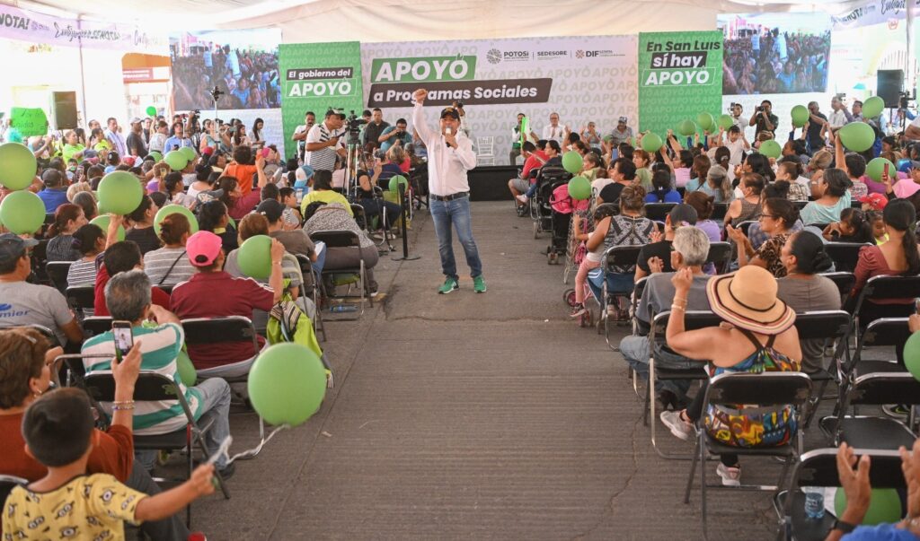 RICARDO GALLARDO LLEVA APOYO ALIMENTARIO A POZOS