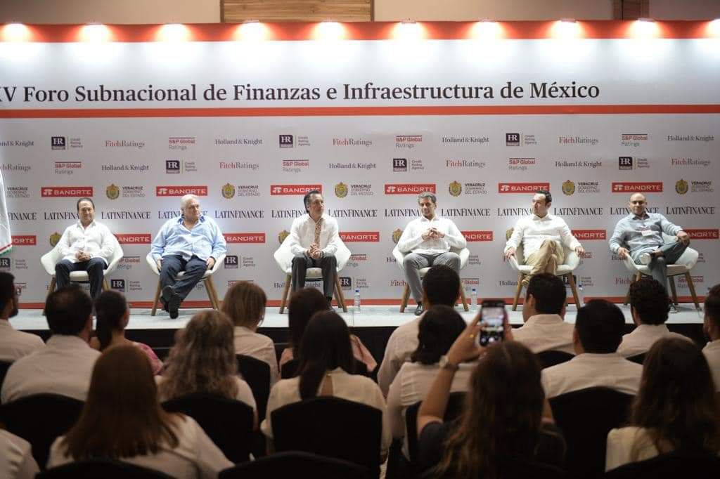 EN EVENTO NACIONAL, SLP ES RECONOCIDO POR POLÍTICA FINANCIERA