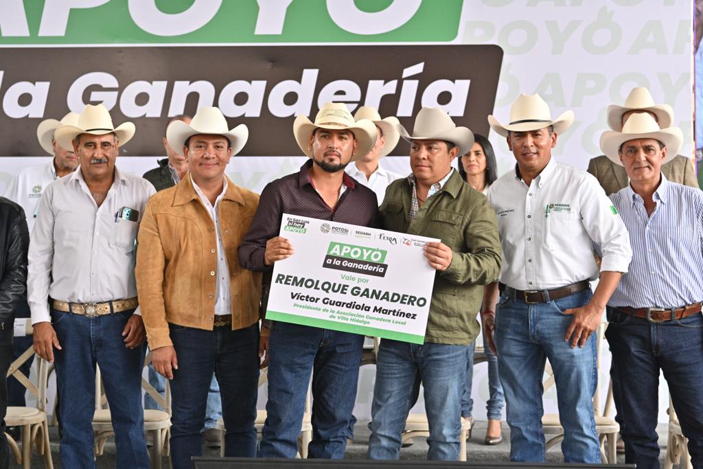 RICARDO GALLARDO REFRENDA SU APOYO A GANADEROS POTOSINOS