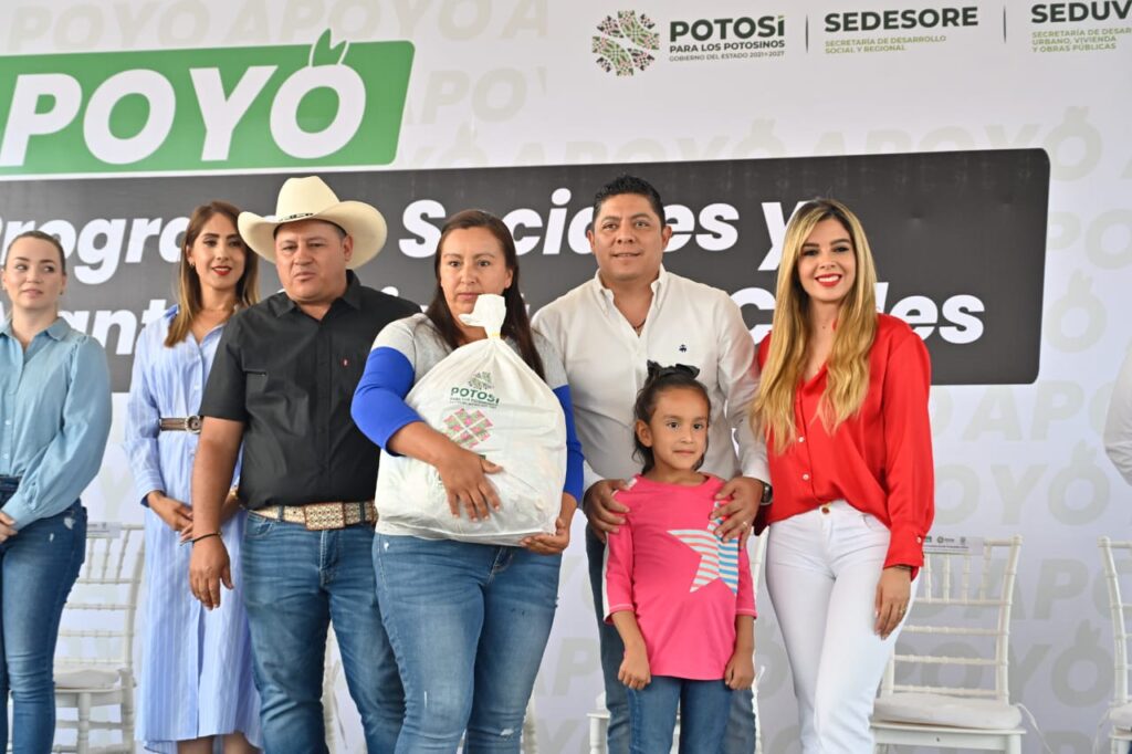 CON RICARDO GALLARDO CERCA DE 200 MIL PERSONAS SALIERON DE LA POBREZA