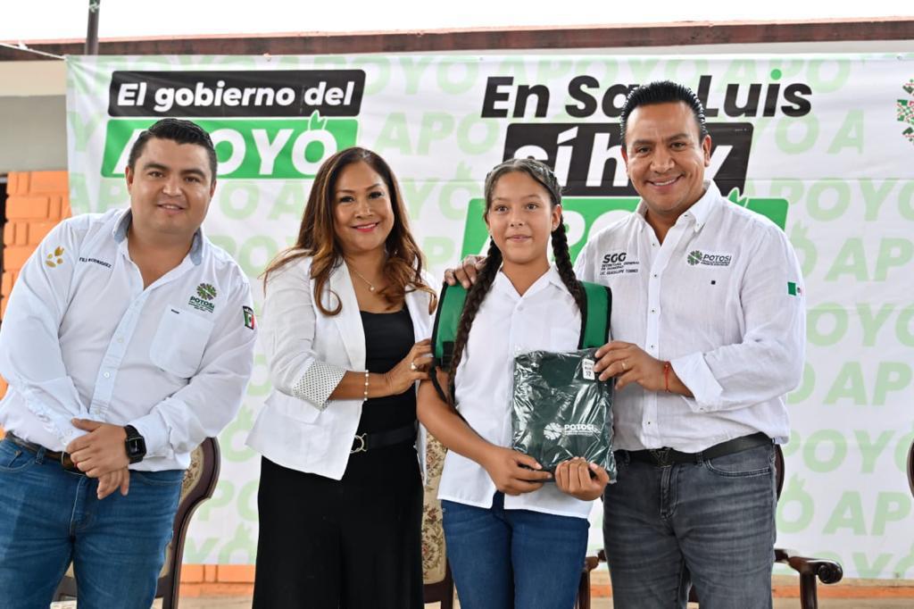 GOBIERNO ESTATAL LLEVA MÁS APOYOS ESCOLARES AL ALTIPLANO