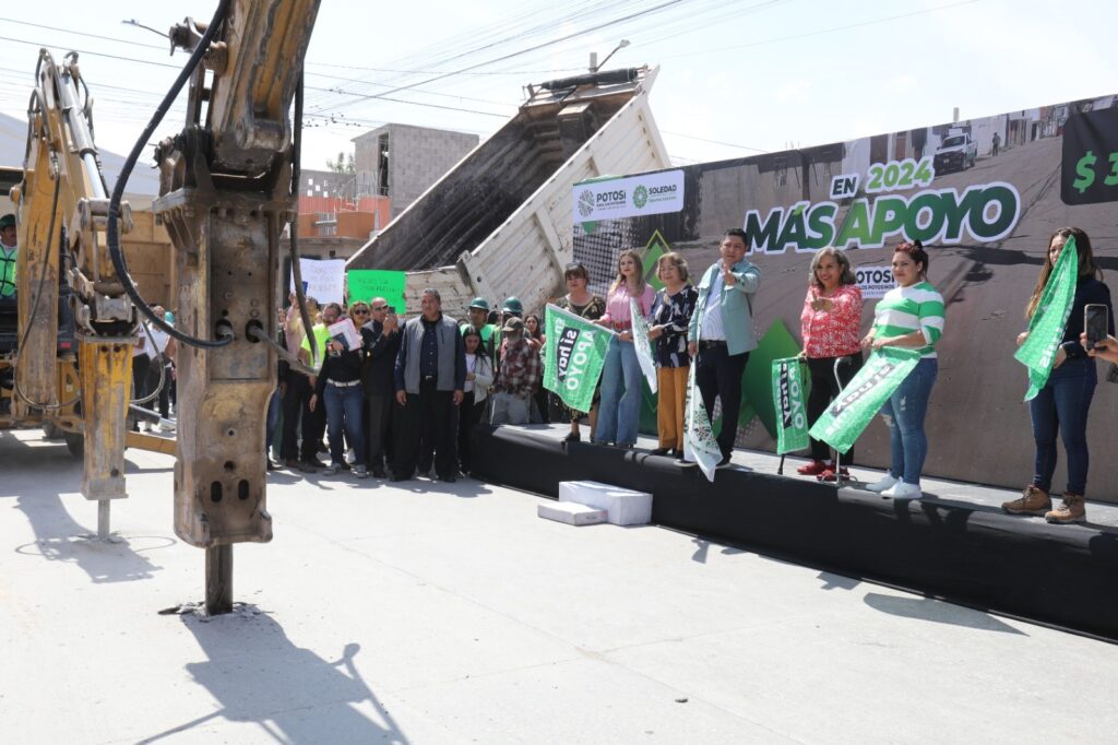 RICARDO GALLARDO LLEVA MÁS OBRAS EN APOYO A FAMILIAS SOLEDENSES