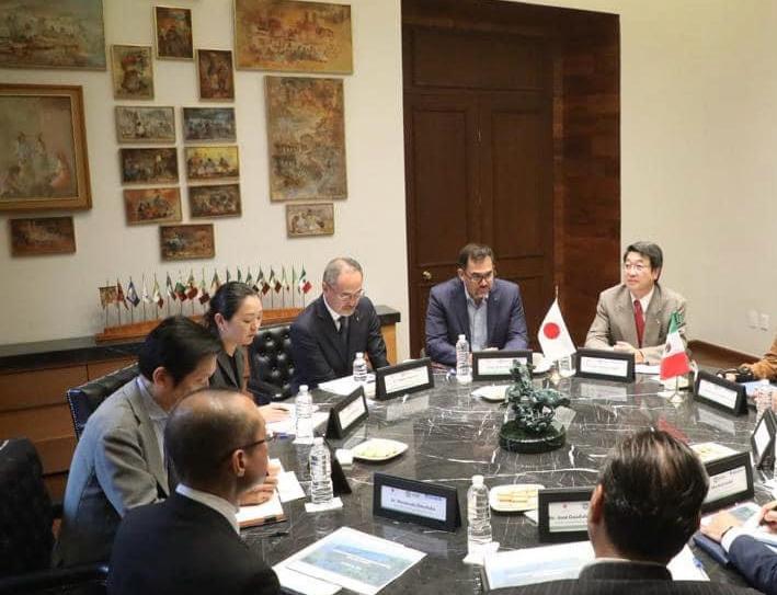 GOBIERNO MANTIENE EN PUERTA GIRA A JAPÓN